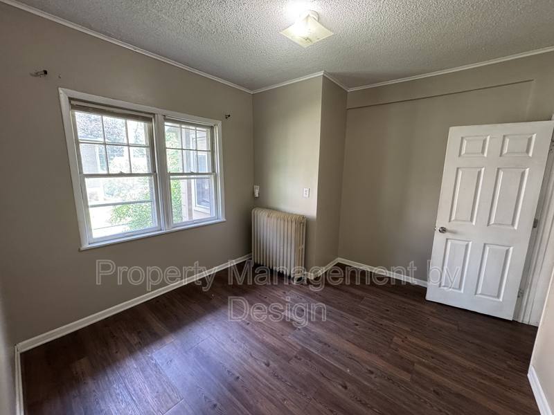 Apartment for rent at 2931 Kingman Blvd #1, Des Moines, IA 50311
