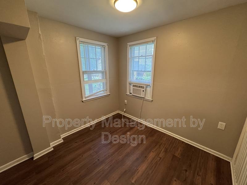 Apartment for rent at 2931 Kingman Blvd #1, Des Moines, IA 50311