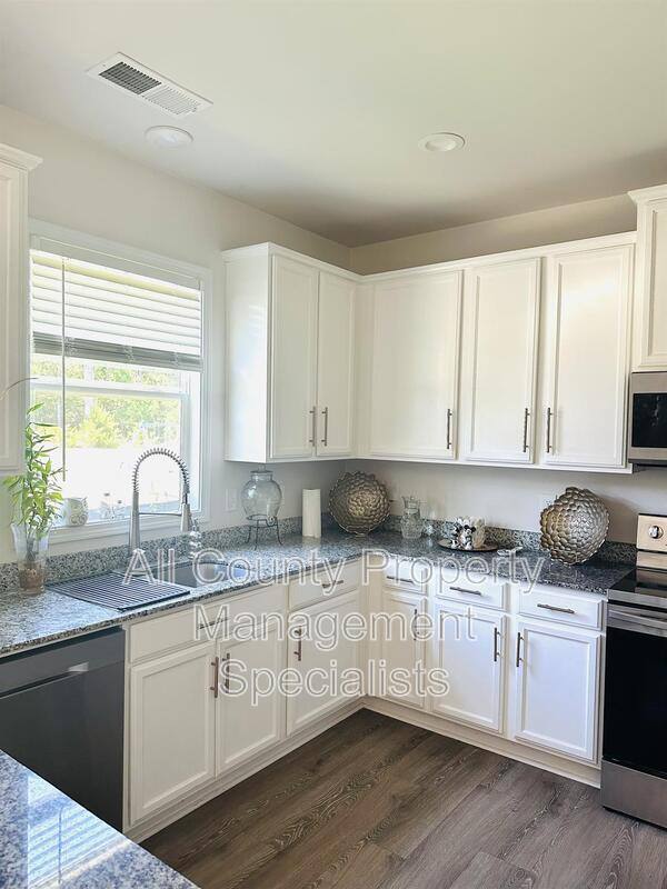 House for rent at 763 Deerwood Crossing Dr, Columbia, SC 29229