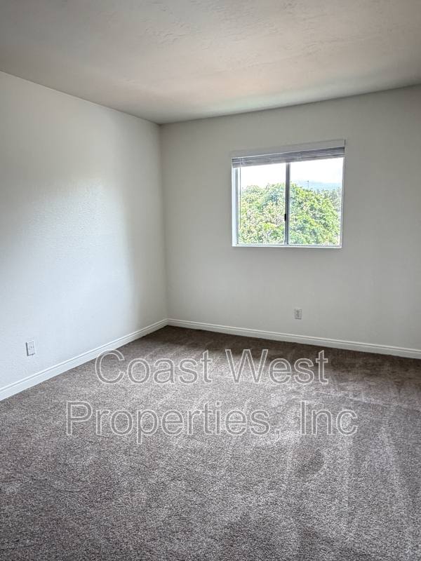 Apartment for rent at 485 Chestnut Ave - E, Carlsbad, CA 92008