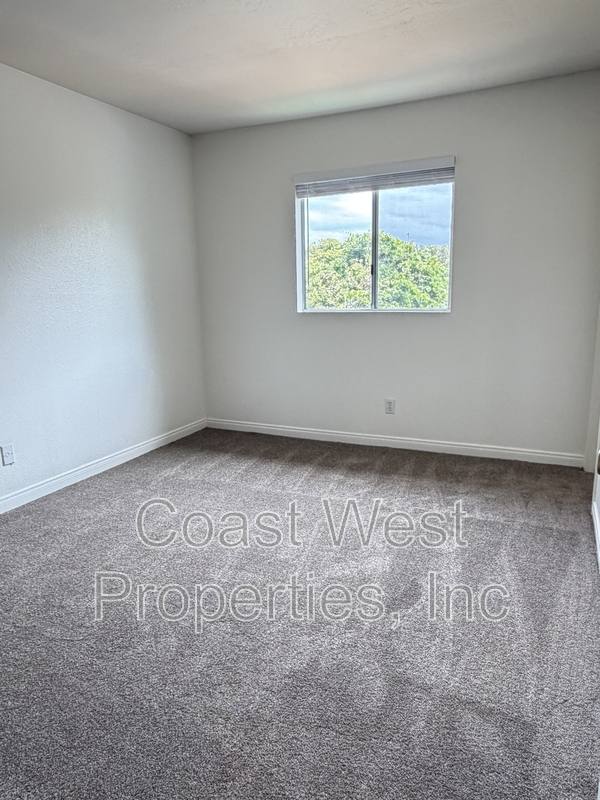 Apartment for rent at 485 Chestnut Ave - E, Carlsbad, CA 92008