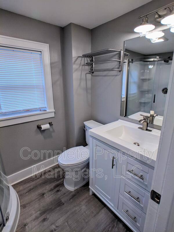 Apartment for rent at 262 S Pearl St #3, Albert Lea, MN 56007