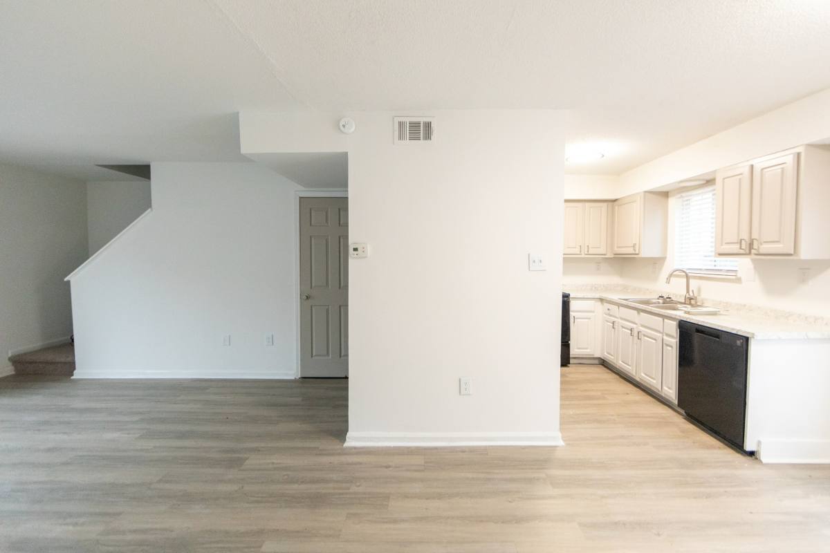 Townhouse for rent at 1000 E Main St #9A, Spartanburg, SC 29307