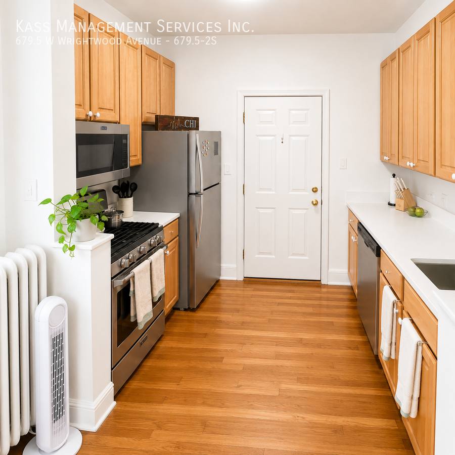 Apartment for rent at 6795 W Wrightwood Ave, Chicago, IL 60614