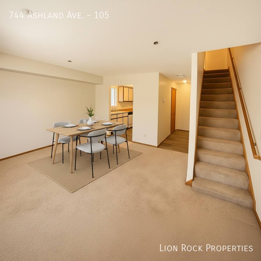 Apartment for rent at 744 Ashland Ave, Saint Paul, MN 55104