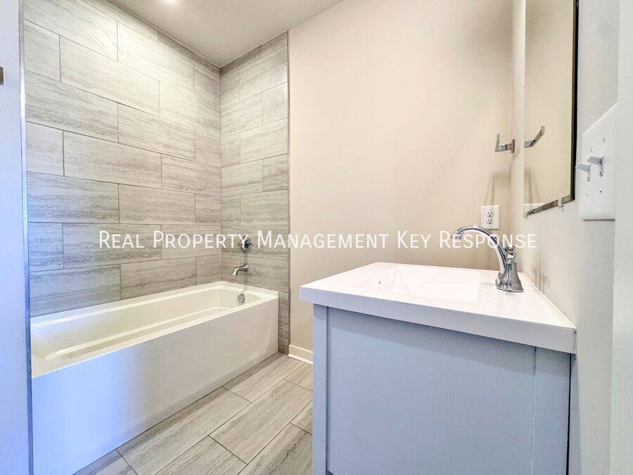 House for rent at 3615 Hydes Ferry Rd, Nashville, TN 37218