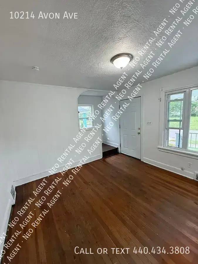 House for rent at 10214 Avon Ave, Cleveland, OH 44105