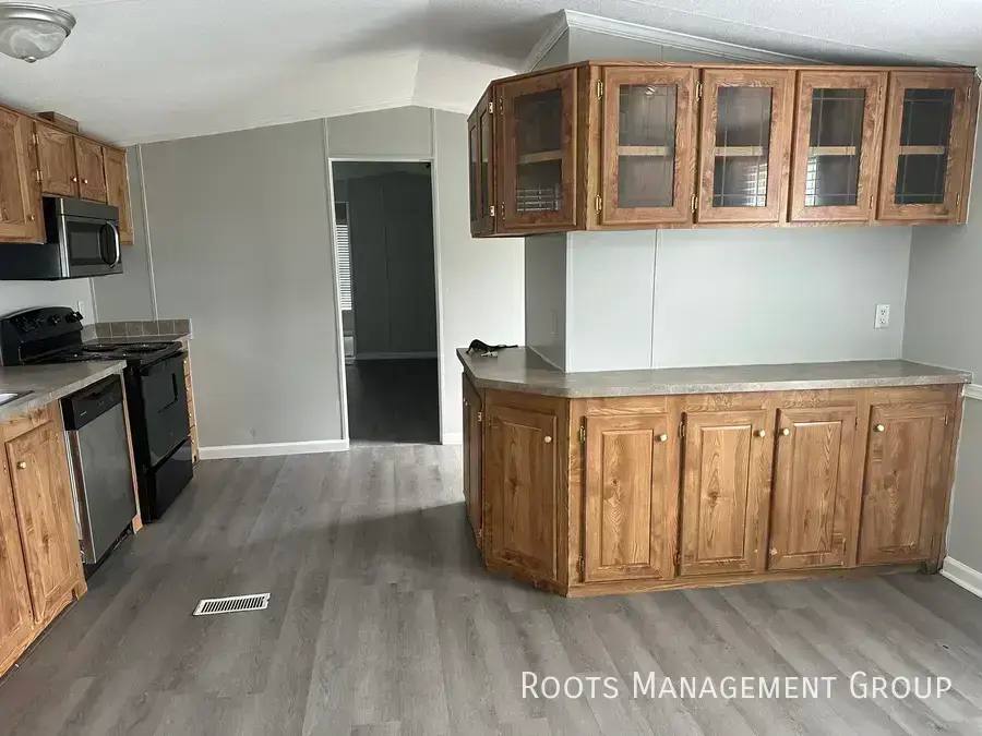 Apartment for rent at 1301 Hunters Mountain Parkway, Troy, AL 36079