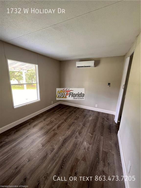 House for rent at 1732 W Holiday Dr, Lorida, FL 33857
