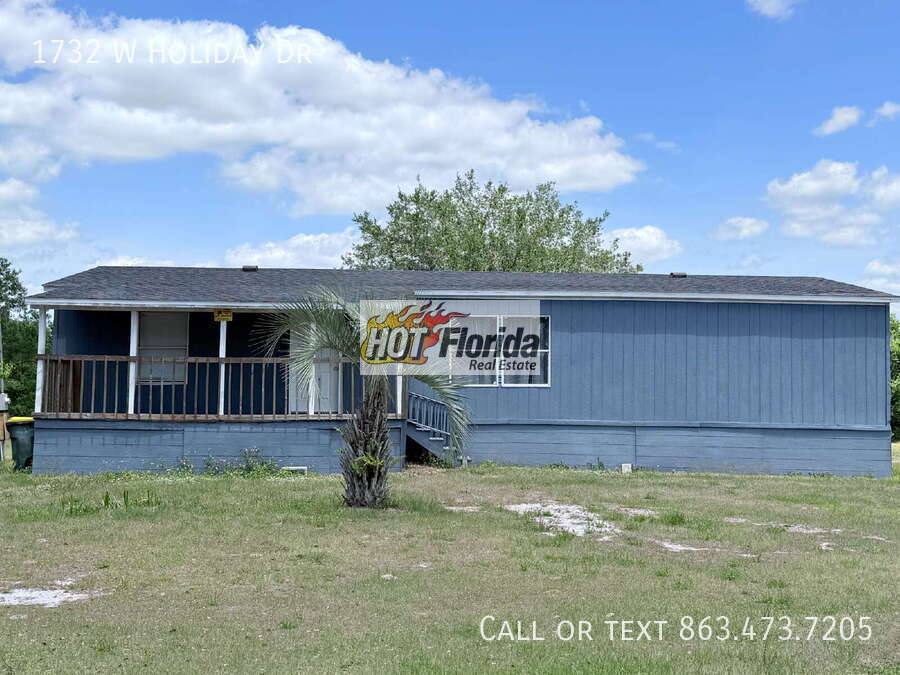 House for rent at 1732 W Holiday Dr, Lorida, FL 33857