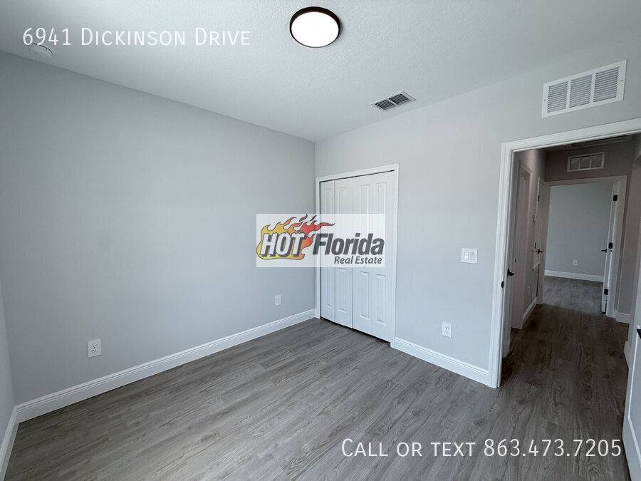 Apartment for rent at 6941 Dickinson Dr, Sebring, FL 33872