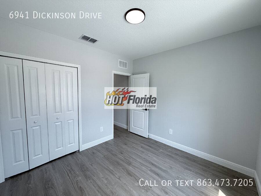 Apartment for rent at 6941 Dickinson Dr, Sebring, FL 33872