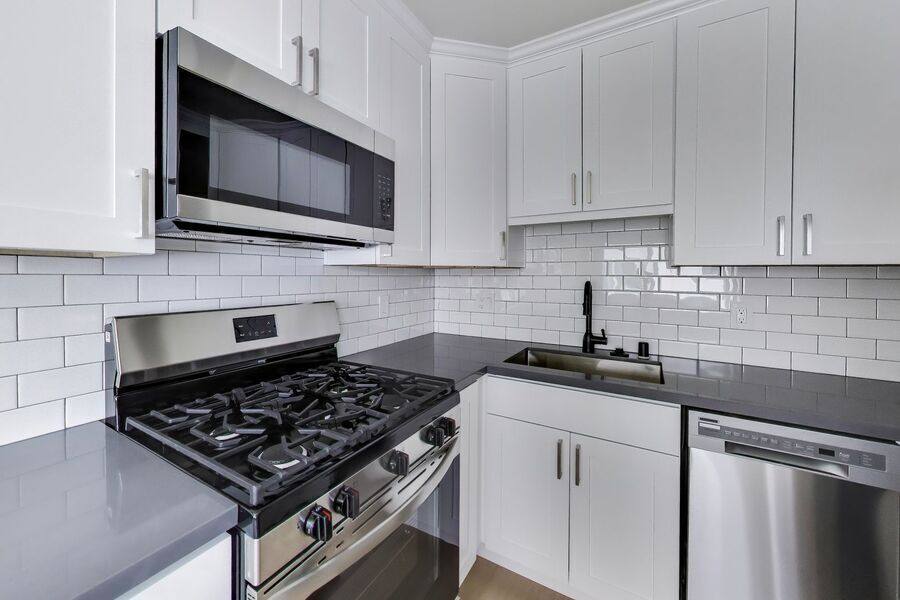Apartment for rent at 1249 Oak Grove Ave #4, Burlingame, CA 94010