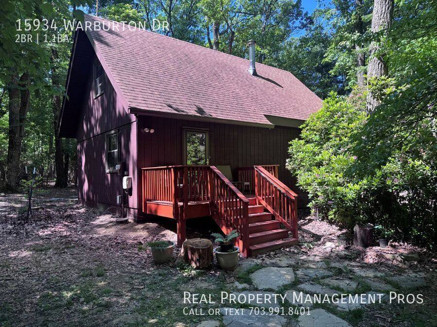 House for rent at 15934 Warburton Dr, Haymarket, VA 20169