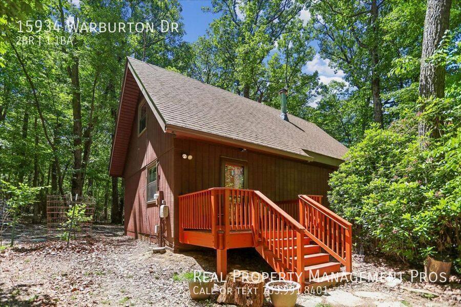 House for rent at 15934 Warburton Dr, Haymarket, VA 20169