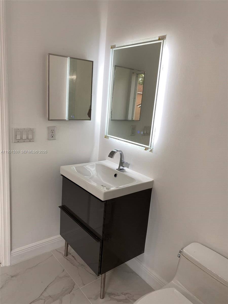 Apartment for rent at 11301 Rockinghorse Rd, Hollywood, FL 33026