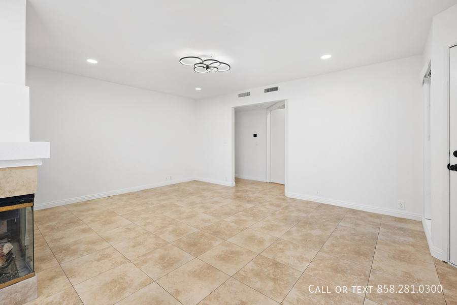 Apartment for rent at 7315 Calle Cristobal #129, San Diego, CA 92126