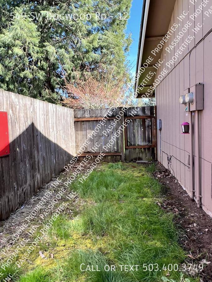 Apartment for rent at 549 SW Dogwood Rd #12, Estacada, OR 97023