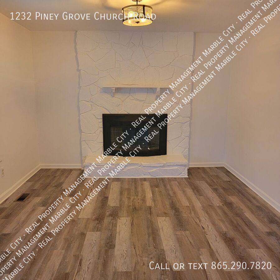 House for rent at 1232 Piney Grove Church Rd, Knoxville, TN 37909