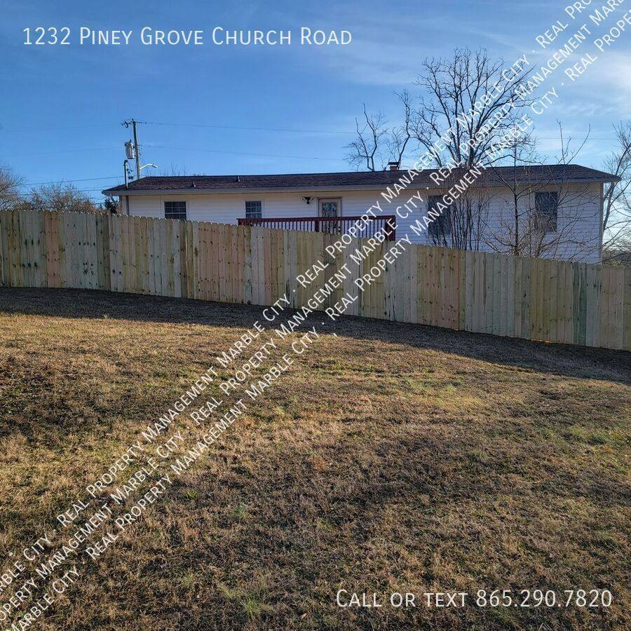 House for rent at 1232 Piney Grove Church Rd, Knoxville, TN 37909
