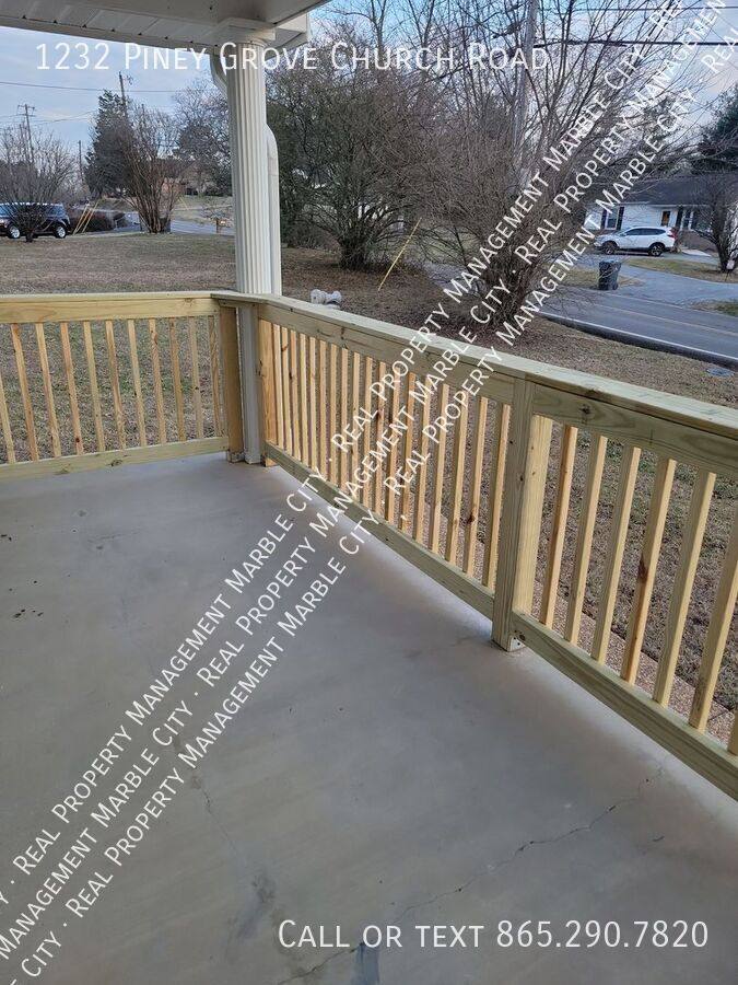 House for rent at 1232 Piney Grove Church Rd, Knoxville, TN 37909