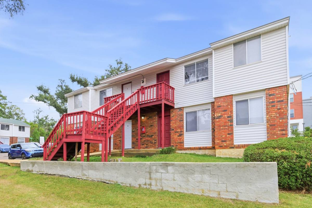 Apartment for rent at 1853 Ivy Lane, Tallahassee, FL 32304
