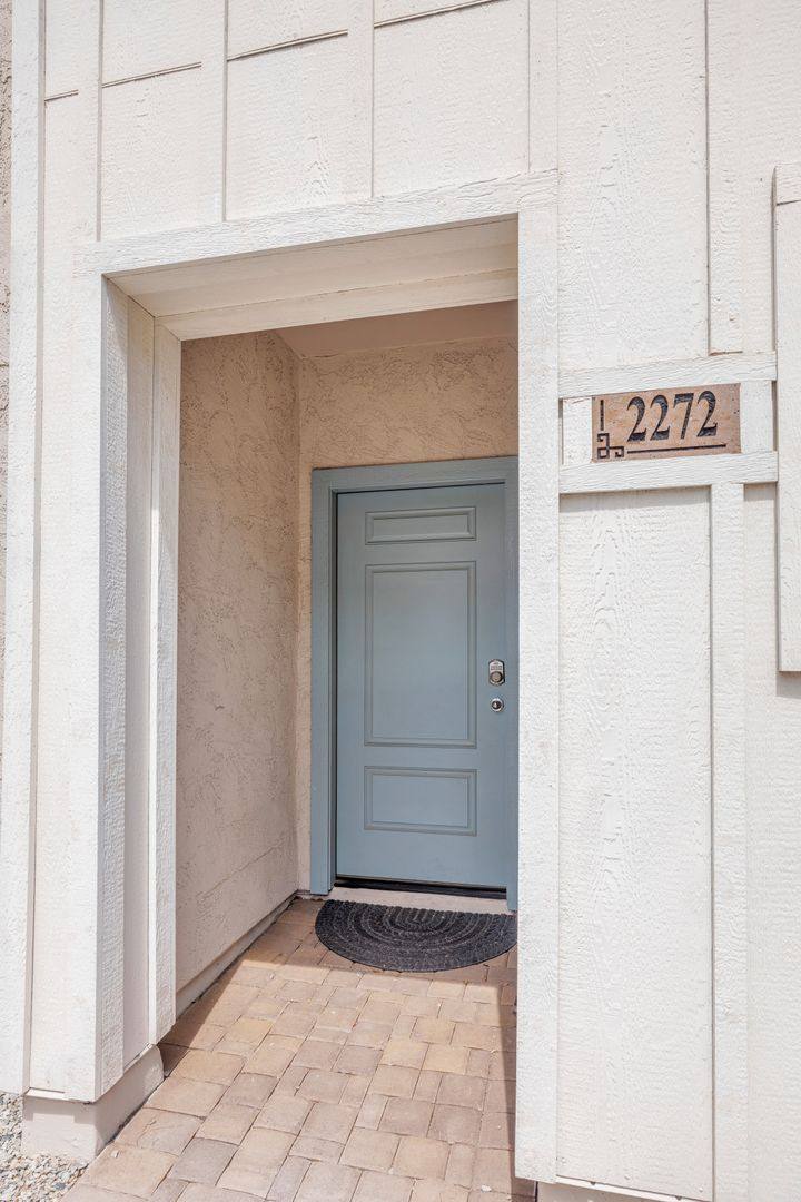 Townhouse for rent at 2272 W Harmont Dr, Phoenix, AZ 85021
