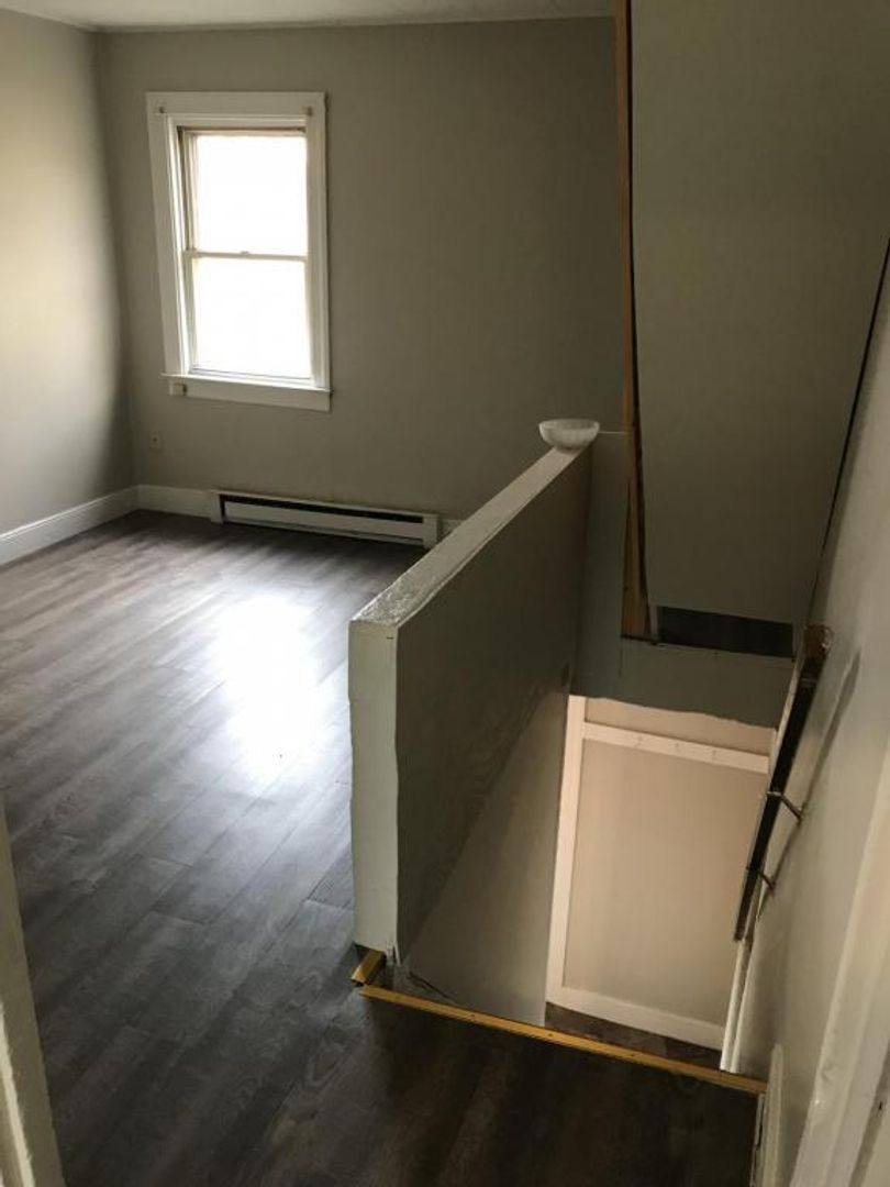 House for rent at 117 W Chapel Ave, Carlisle, PA 17013
