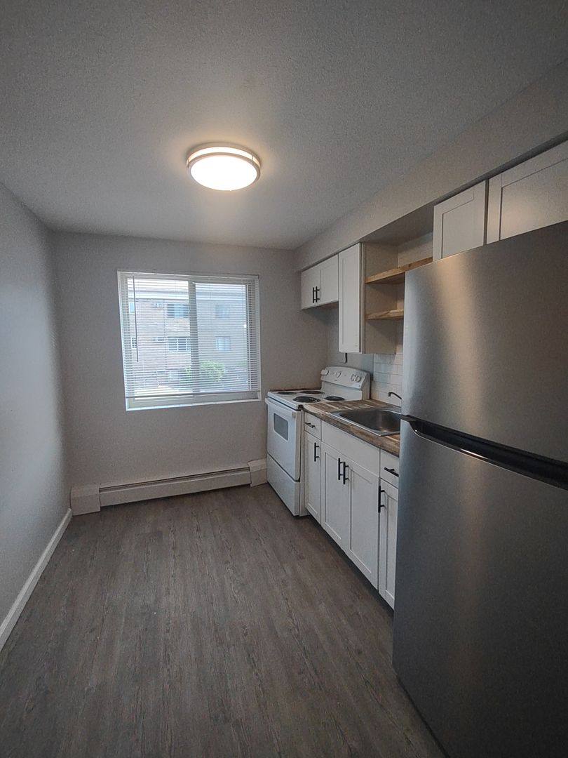 Apartment for rent at 14411 Triskett Rd, Cleveland, OH 44111