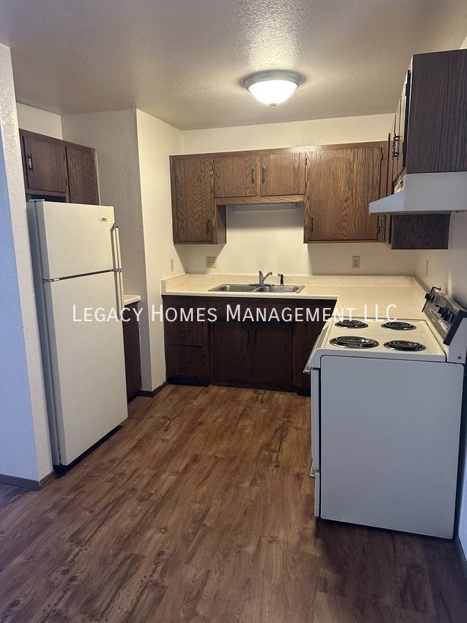 Apartment for rent at 1020 Oviatt St #5, Kaukauna, WI 54130