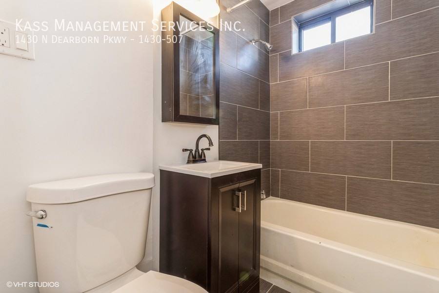 Apartment for rent at 1430 N Dearborn Parkway #507, Chicago, IL 60610