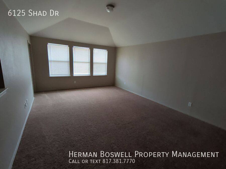 House for rent at 6125 Shad Dr, Fort Worth, TX 76179