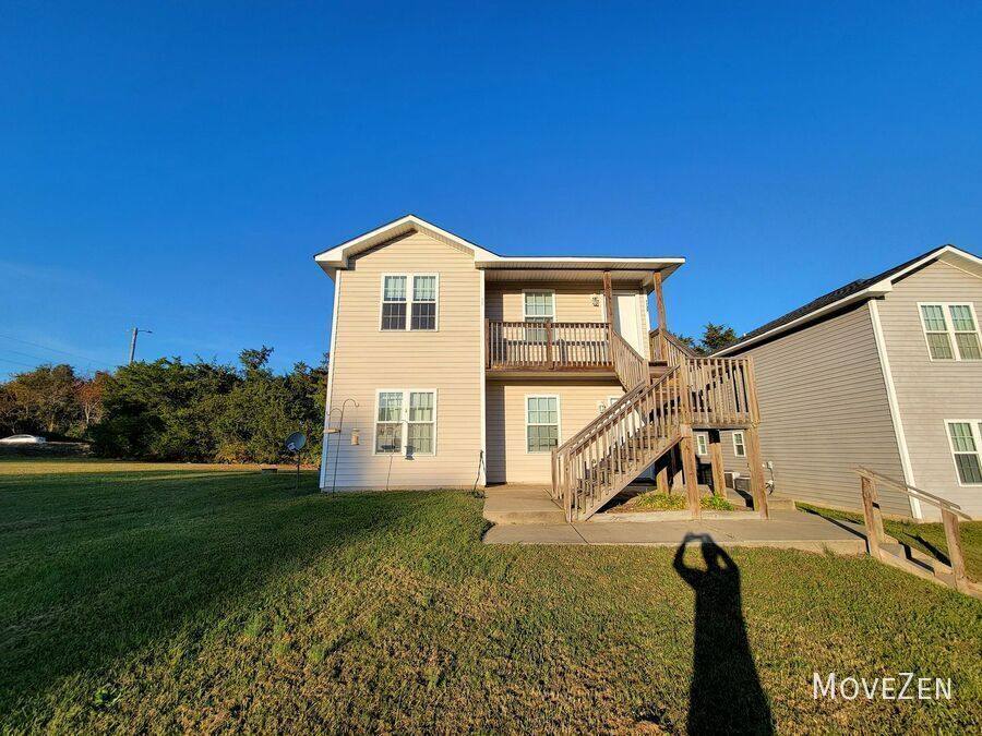 House for rent at 1076 Norris Rd, Clayton, NC 27520