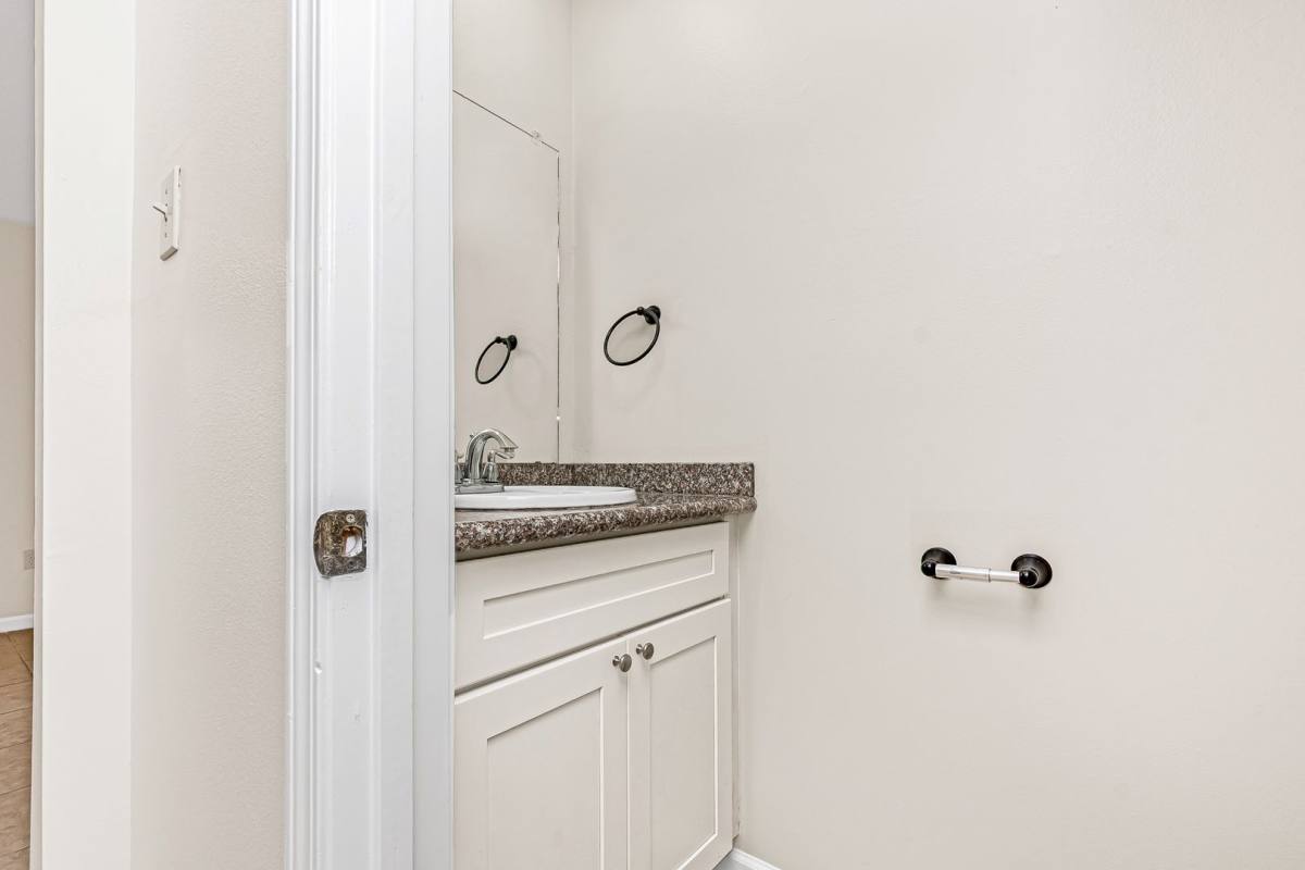House for rent at 14743 Central Woods Ave #B, Baton Rouge, LA 70818