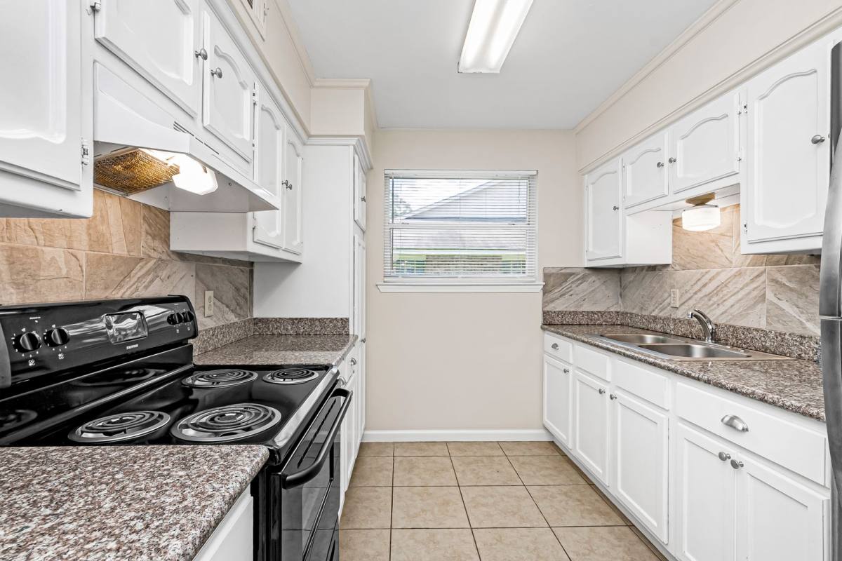 House for rent at 14743 Central Woods Ave #B, Baton Rouge, LA 70818