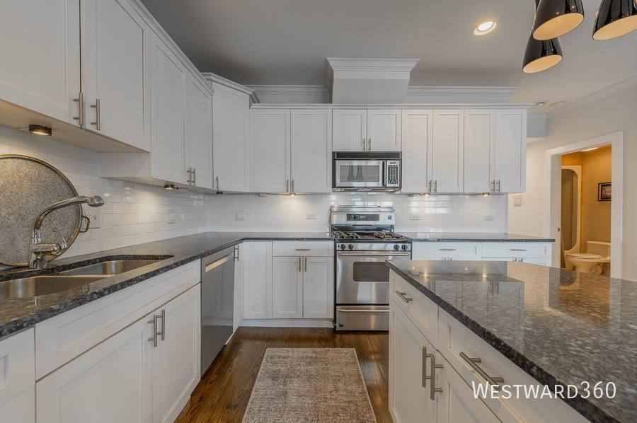 Condo for rent at 2033 W Superior St #4W, Chicago, IL 60612