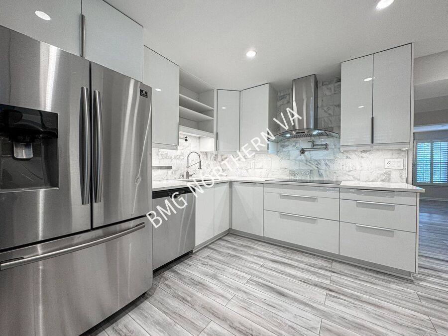 Townhouse for rent at 7450 Adams Park Court, Annandale, VA 22003