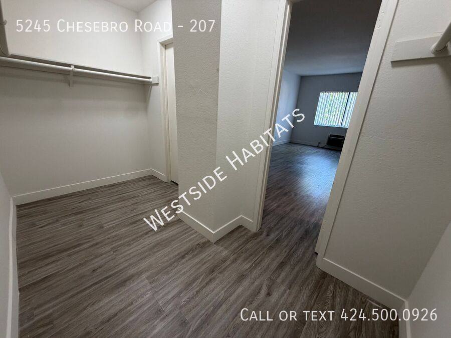 Apartment for rent at 5245 Chesebro Rd #207, Agoura Hills, CA 91301