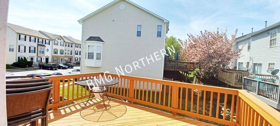 Townhouse for rent at 12341 Newcastle Loop, Woodbridge, VA 22192