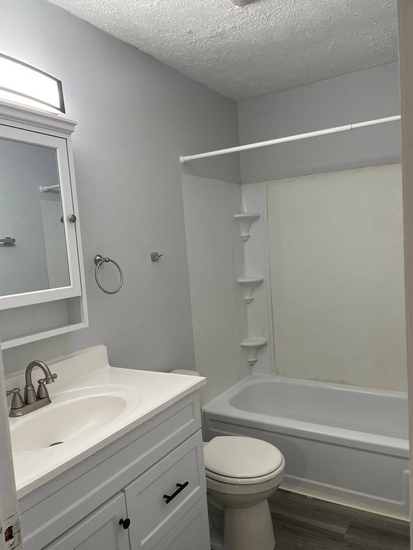 Apartment for rent at 1800-1818 Whipple Ave NW, Canton, OH 44708
