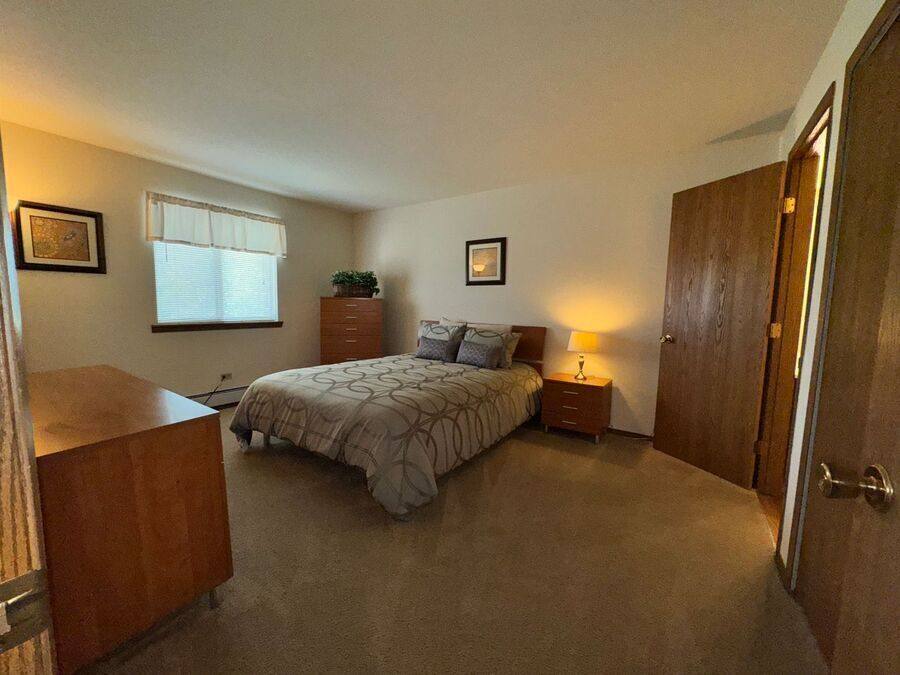 Apartment for rent at 16005 Applewood Lane #102, Tinley Park, IL 60487