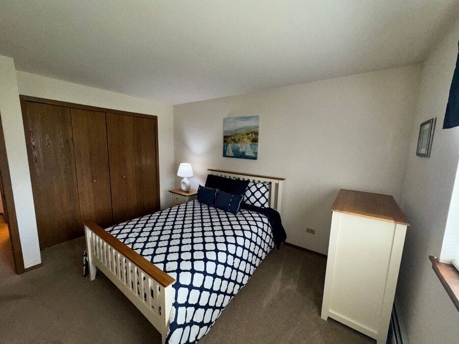 Apartment for rent at 16005 Applewood Lane #102, Tinley Park, IL 60487