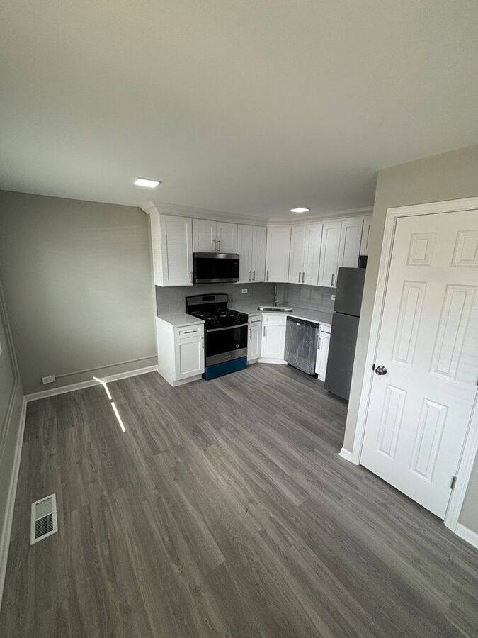 Apartment for rent at 760 Main St #L, Antioch, IL 60002