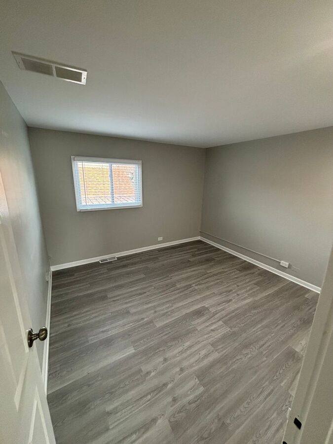 Apartment for rent at 760 Main St #L, Antioch, IL 60002