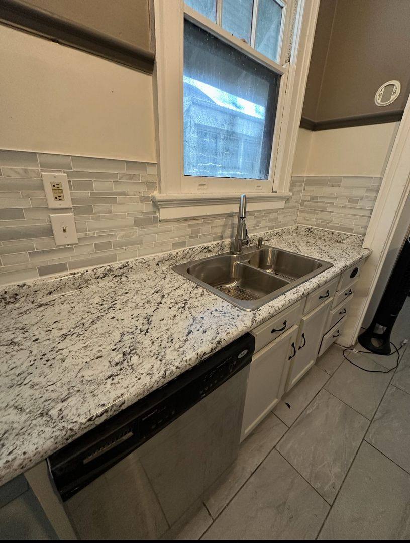 Apartment for rent at 7211 St Charles Ave, New Orleans, LA 70118