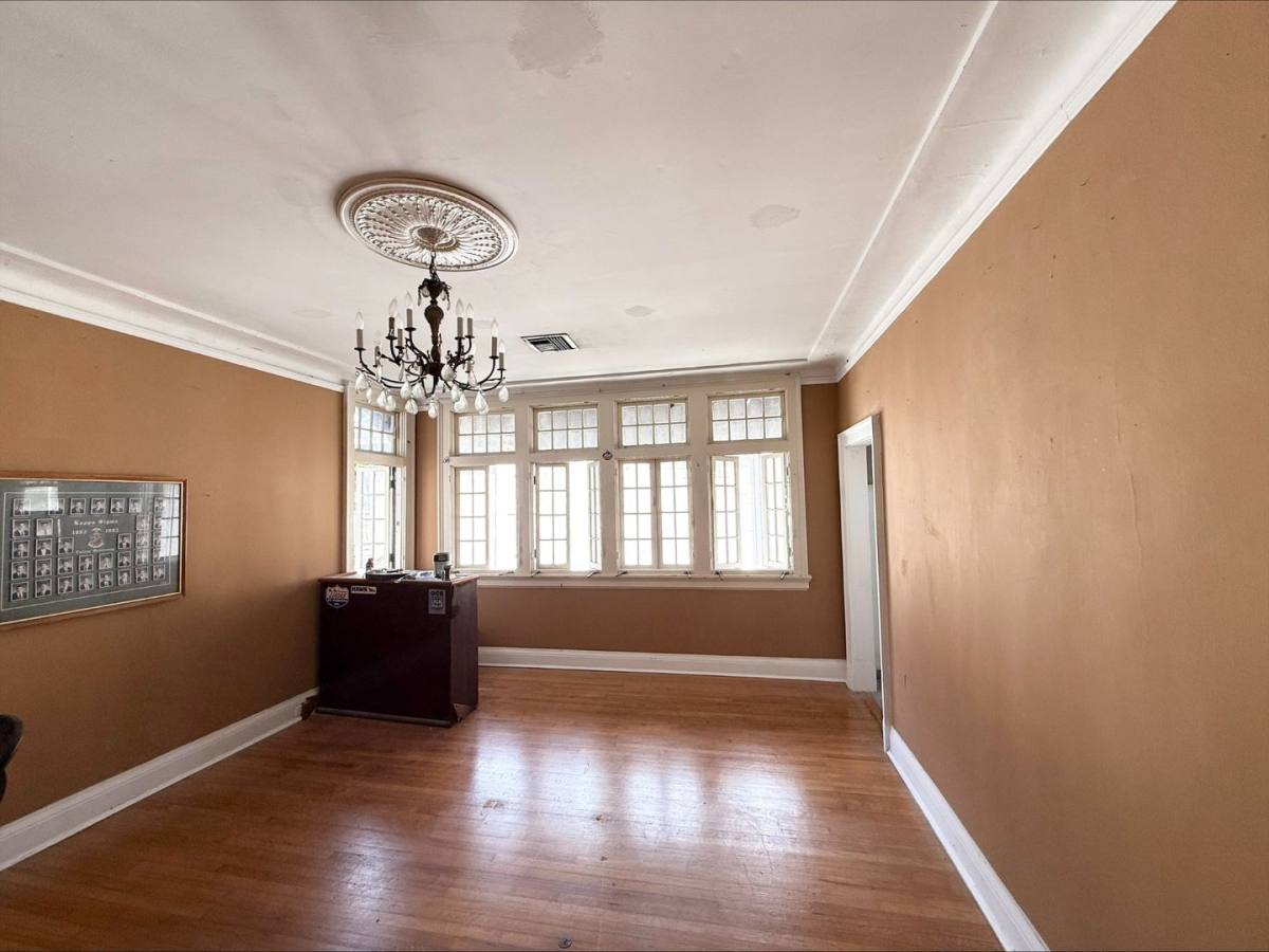 Apartment for rent at 7211 St Charles Ave, New Orleans, LA 70118