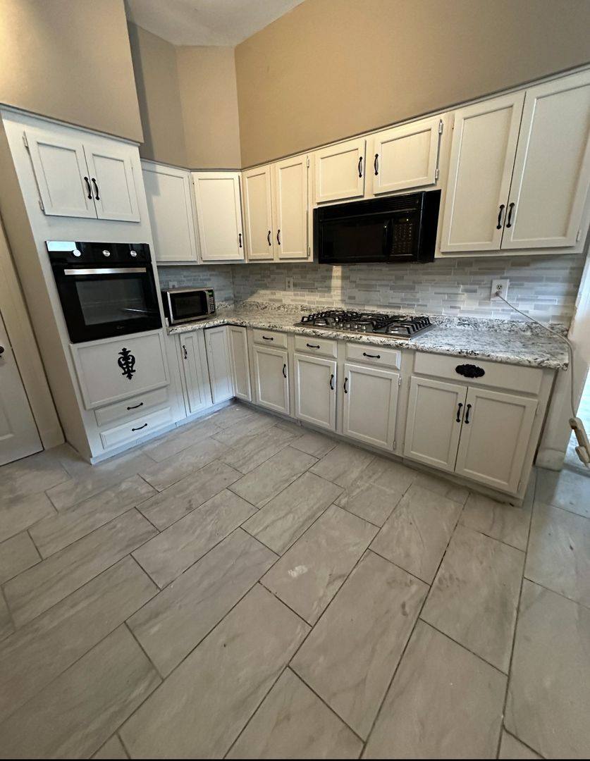 Apartment for rent at 7211 St Charles Ave, New Orleans, LA 70118