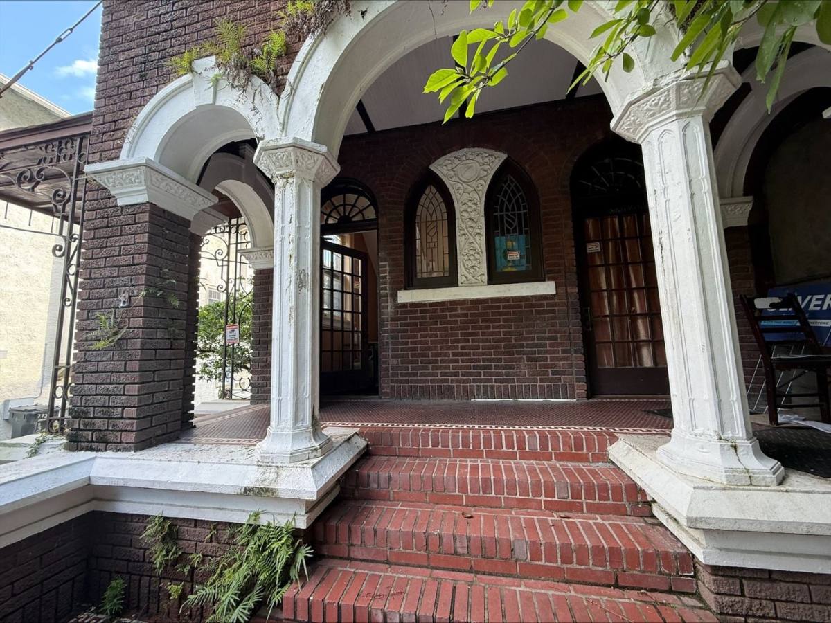 Apartment for rent at 7211 St Charles Ave, New Orleans, LA 70118
