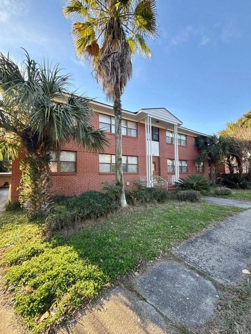 Apartment for rent at 3114 Belden Circle, Jacksonville, FL 32207