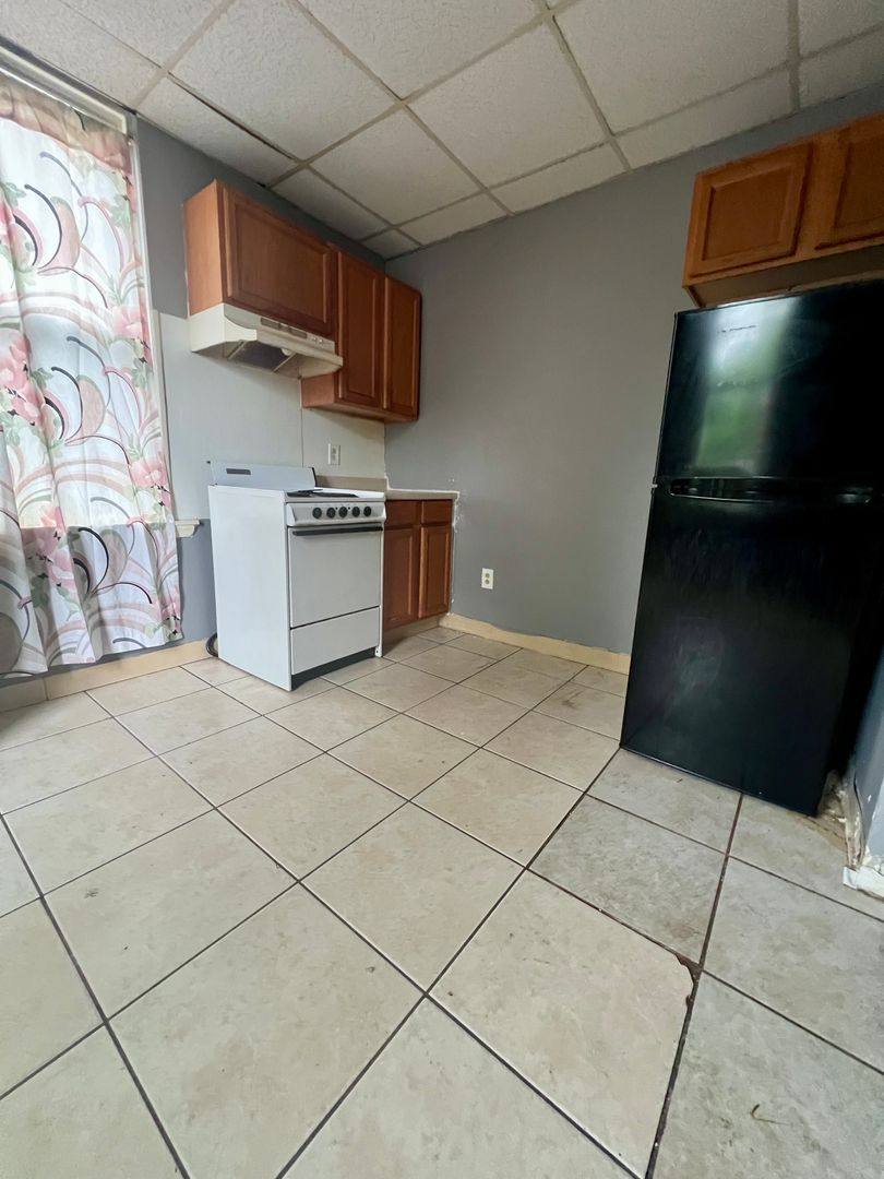 Apartment for rent at 700 Pine St, Darby, PA 19023